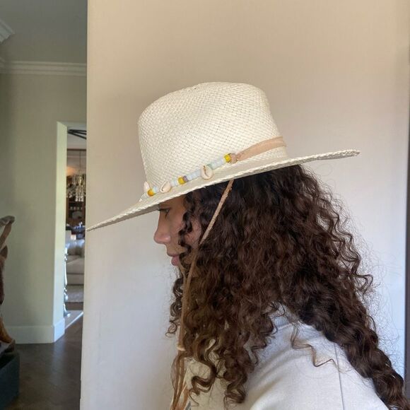 Free People Georgia Shell Embellished Straw Hat M - Picture 3 of 12